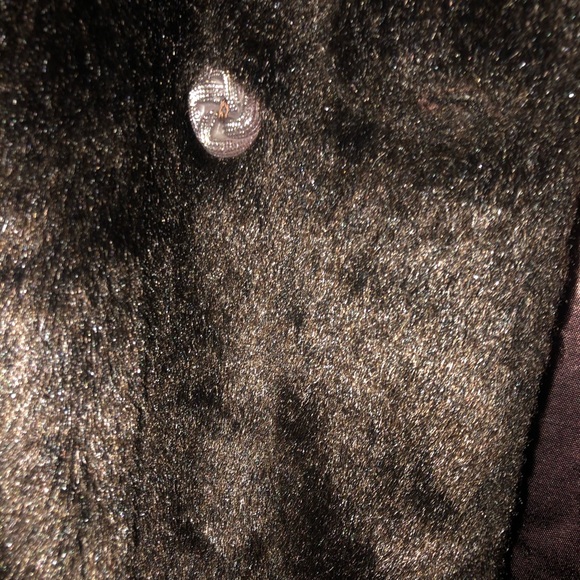 Reitmans Faux Fur coat - Picture 5 of 7